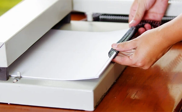  Binding - 700x430